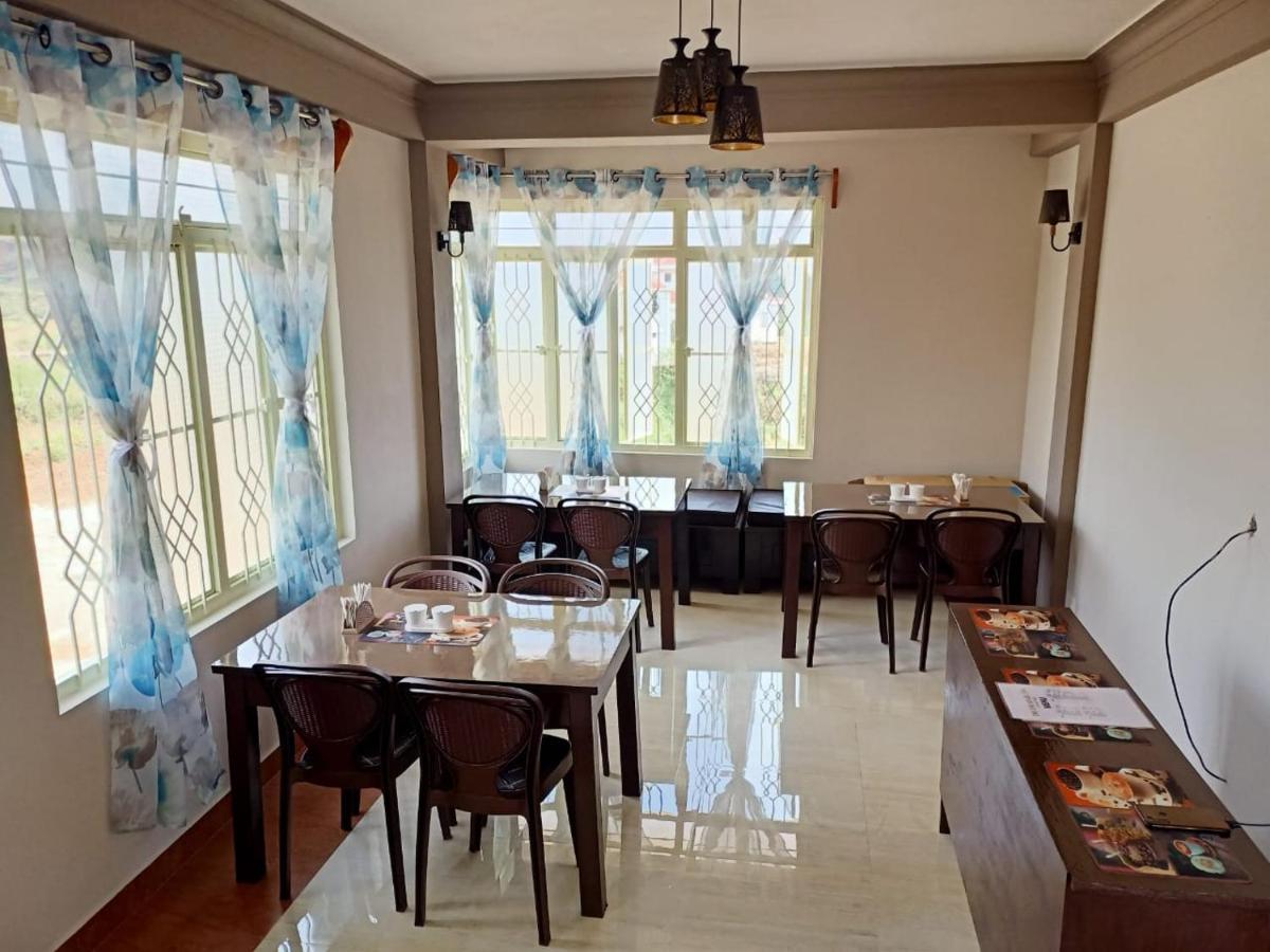 The Escapade Inn Çerapunçi Dış mekan fotoğraf
